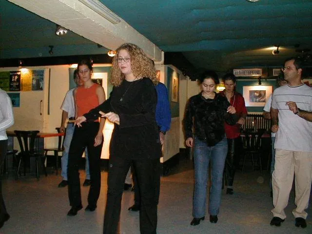 Salsa Dance Classes at Salsa-Dancing.de
