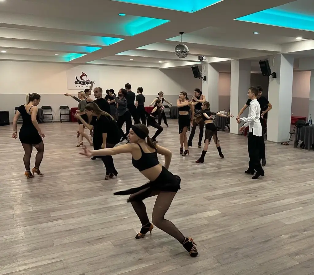 Salsa Dance Course at Plesni Klub BEST