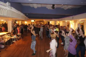 Corsi di Salsa LA Style & Bachata presso Salsa Diva