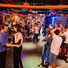 Corsi di Salsa e Danza Latina a Salsaluca Bern