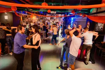 Corsi di Salsa e Danza Latina a Salsaluca Bern