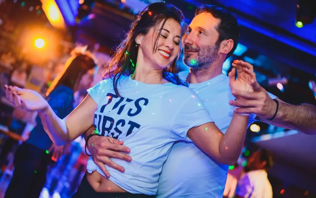 Salsa & Latin Dance Courses at Salsaluca Bern