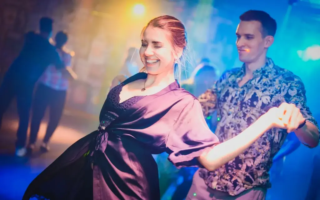 Salsa & Latin Dance Courses at Salsaluca Bern