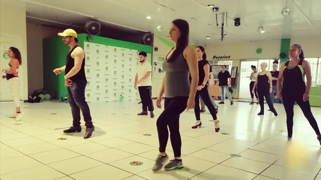 Salsa Lessons at Dancetouch San Antonio