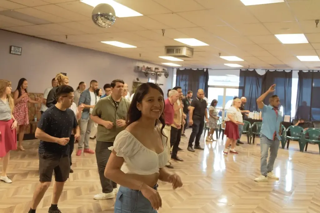 Salsa Lessons at Del Campo Dance Studio