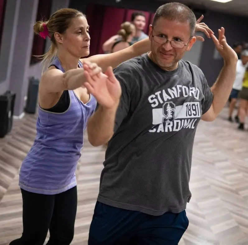 Salsa Lessons at Del Campo Dance Studio