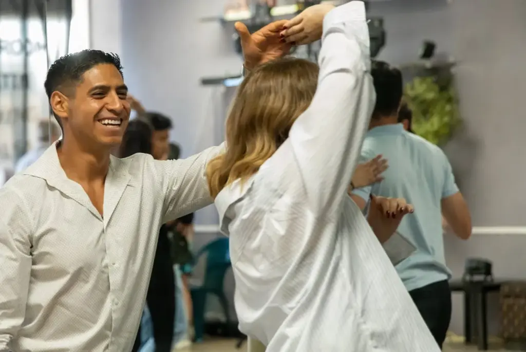 Salsa Lessons at Del Campo Dance Studio