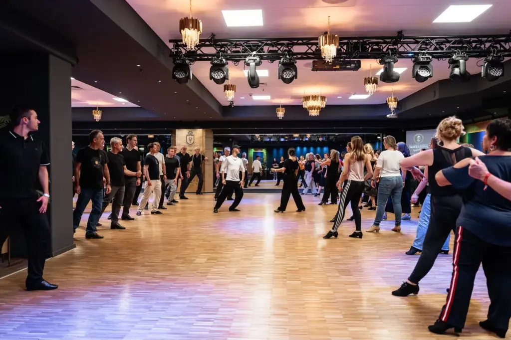 Salsa Level I Course at Dance School Regensburg