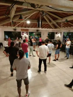 Salsa di Livello Intermedio in Linea al Nueva Guardia Dance Club