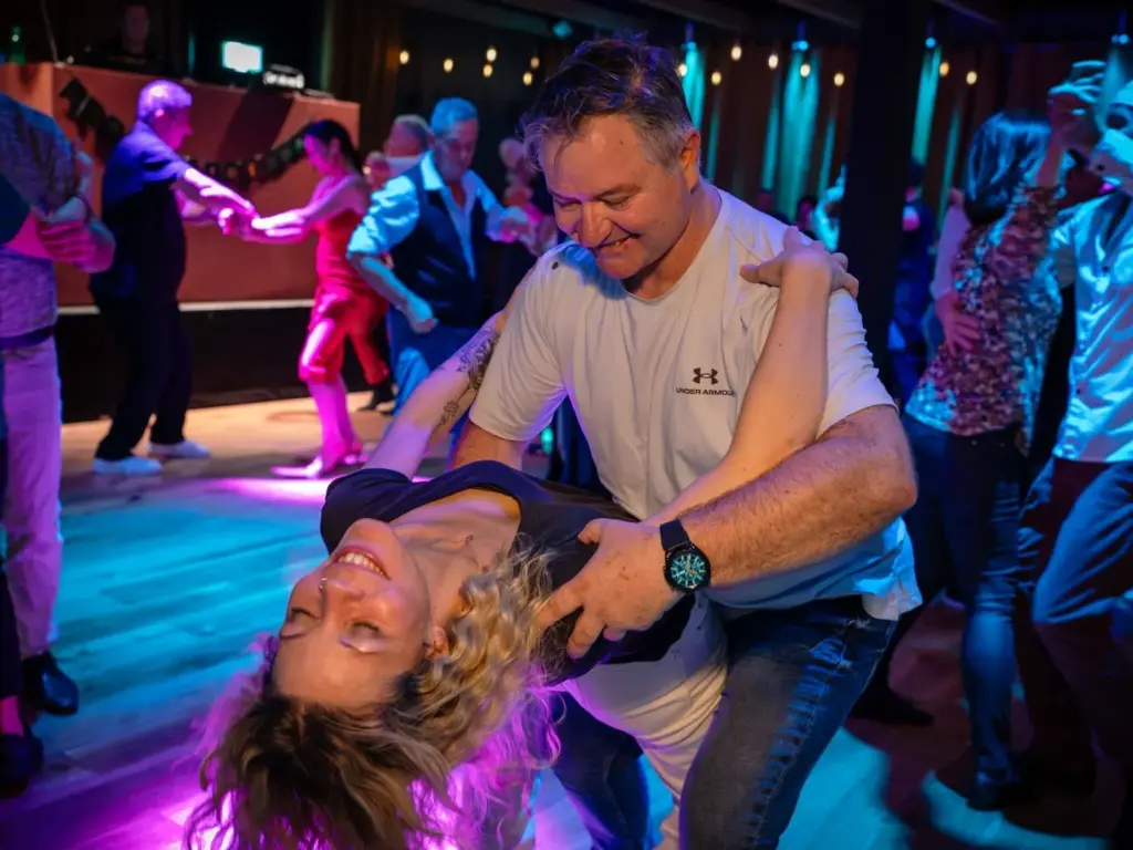 Salsa Sundays at Silkk Dance & Eventfactory