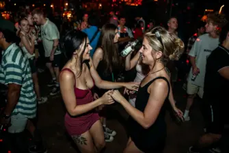 Salsa Martedì a La Favela Bali
