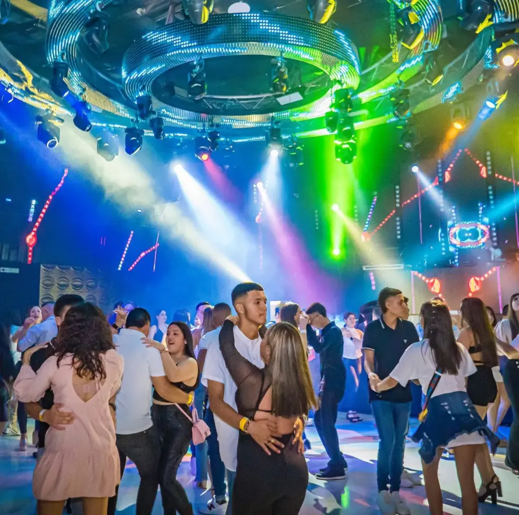 Salsa Wednesdays at Living Club Cali