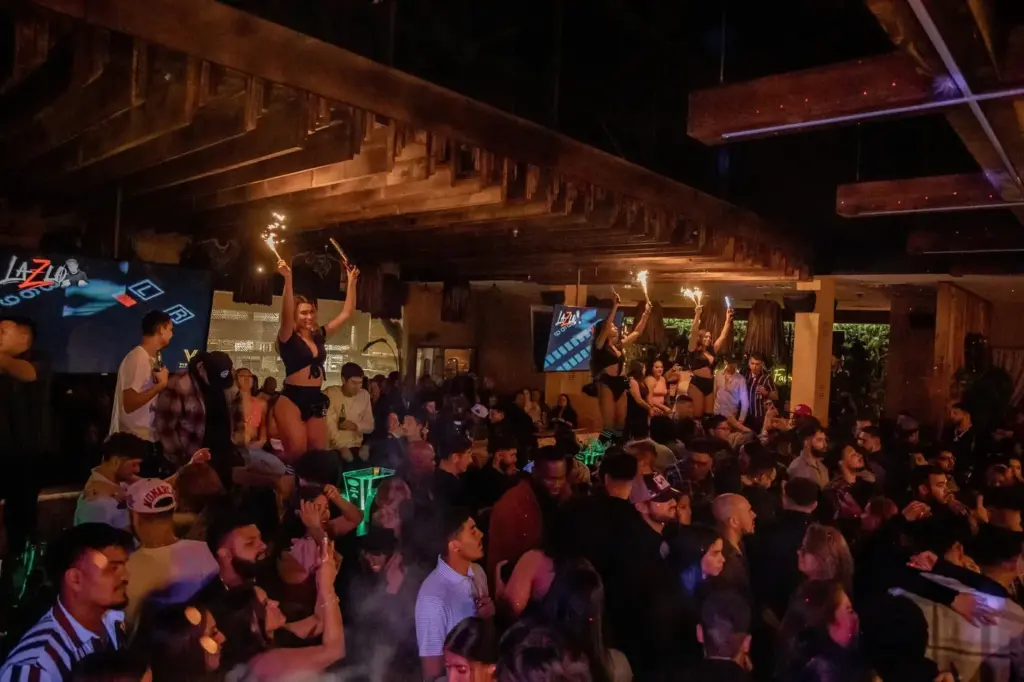 Salsa Wednesdays at Vidorra Dallas
