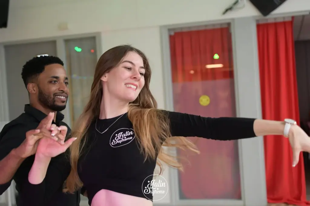 Salsa Workshops by Latin Supreme