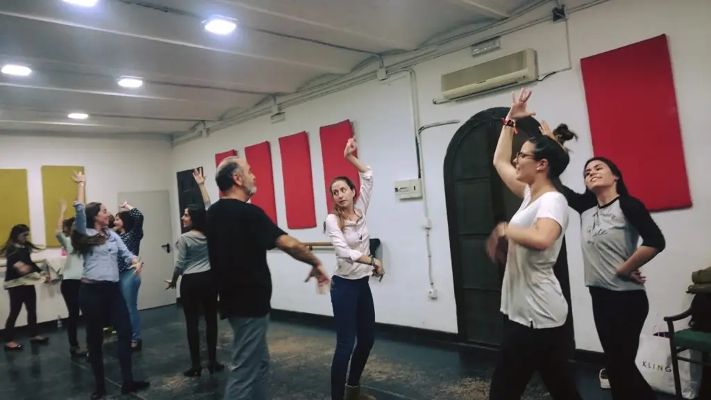 Salsa y Bachata Classes at Contradanza GRX