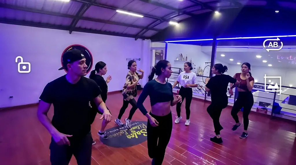 Salsa y Ritmo Latino Weekly Dance Classes