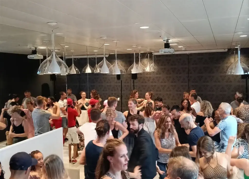 Salsabove Rooftop Party in Bern