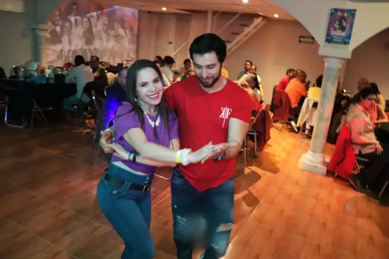 Cours de danse latine le samedi chez Armando Salsa MX