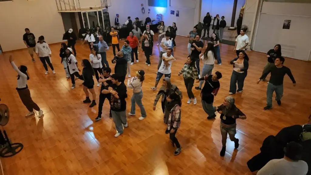 Saturday Latin Dance Classes at Armando Salsa MX