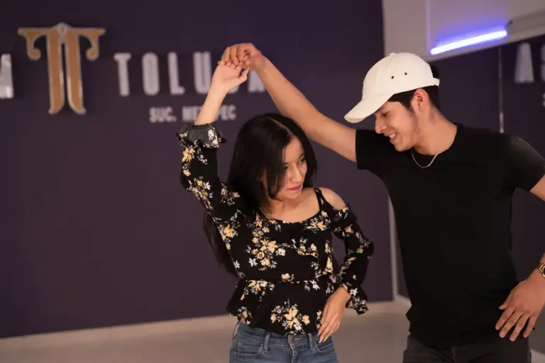 Cours de danse latine le samedi chez Team Toluca