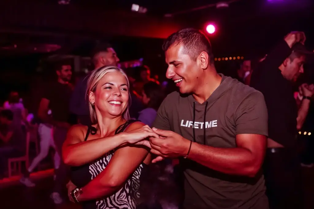 Social Club Academia Weekly Dance Classes