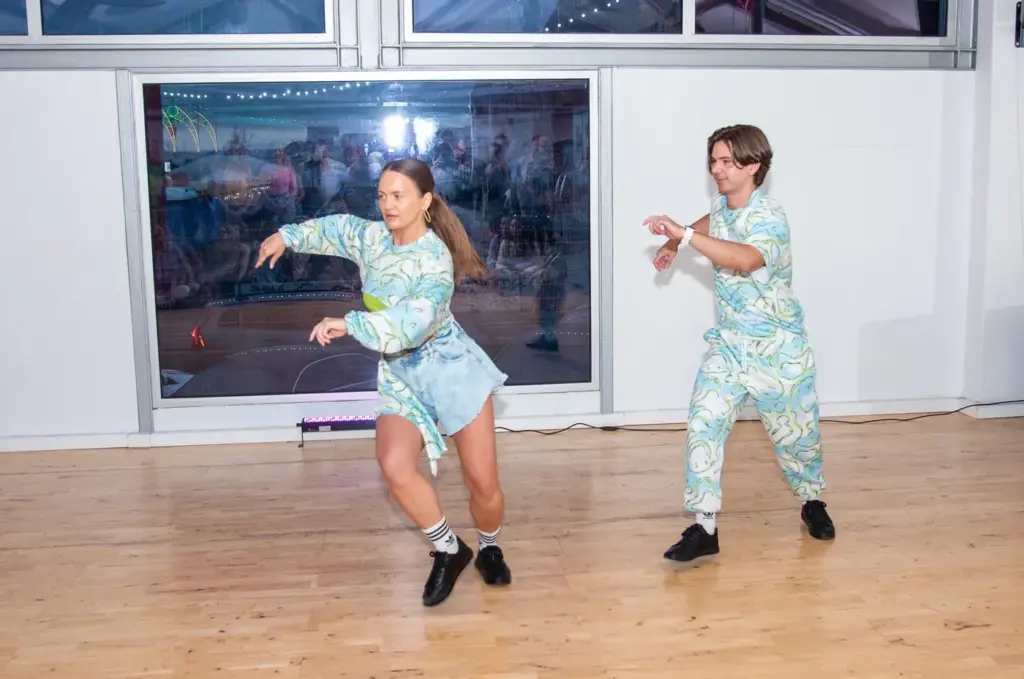Social Set at UDance School