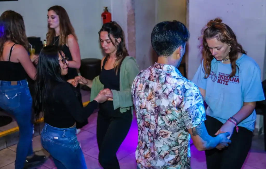 Thursday Salsa Class and Social at Deja Vu Arequipa