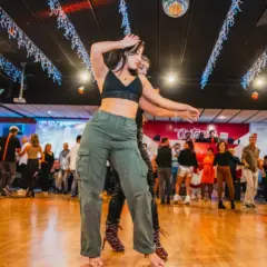 Cours réguliers de danse sportive de Victory