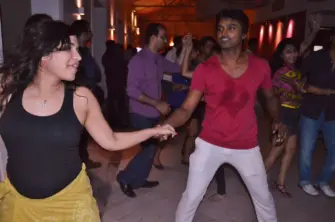 Corsi di Salsa e Bachata nel Weekend presso Rasa Mumbai