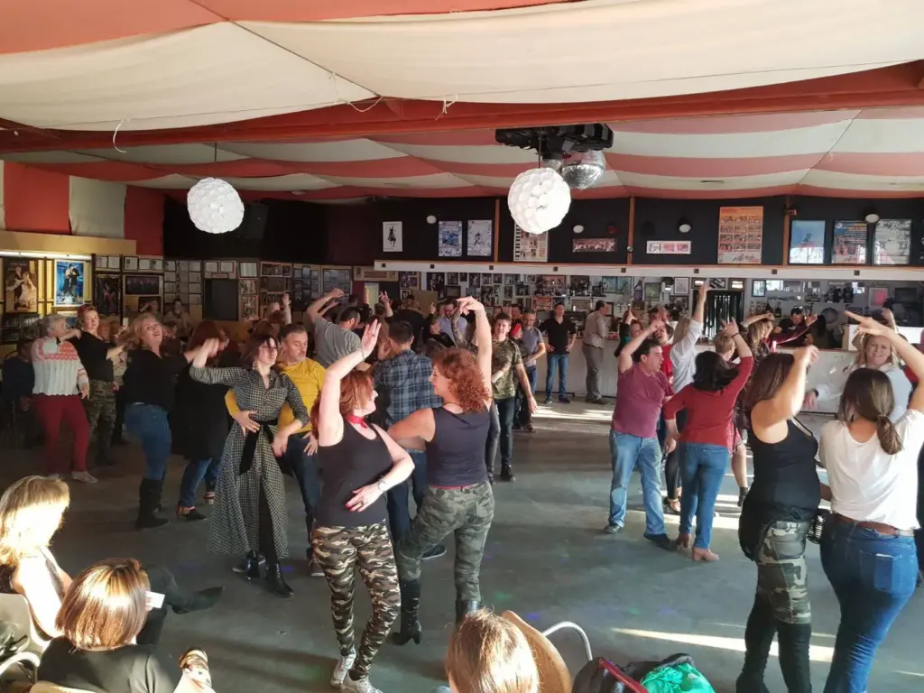 Weekly Latin & Ballroom Classes at Azúcar Negra
