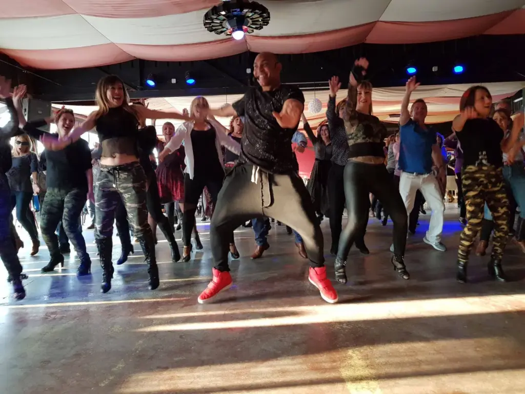 Weekly Latin & Ballroom Classes at Azúcar Negra