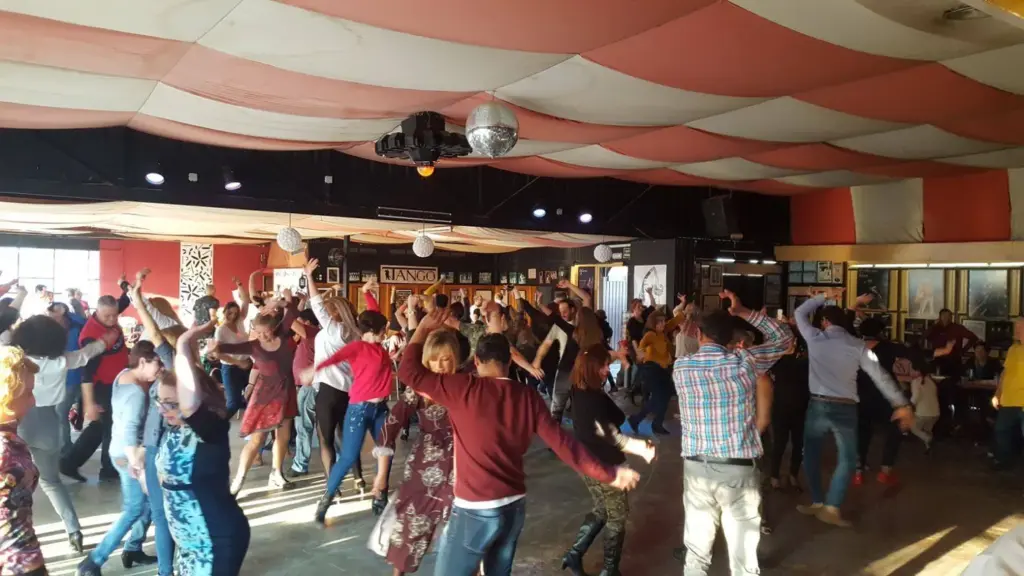 Weekly Latin & Ballroom Classes at Azúcar Negra