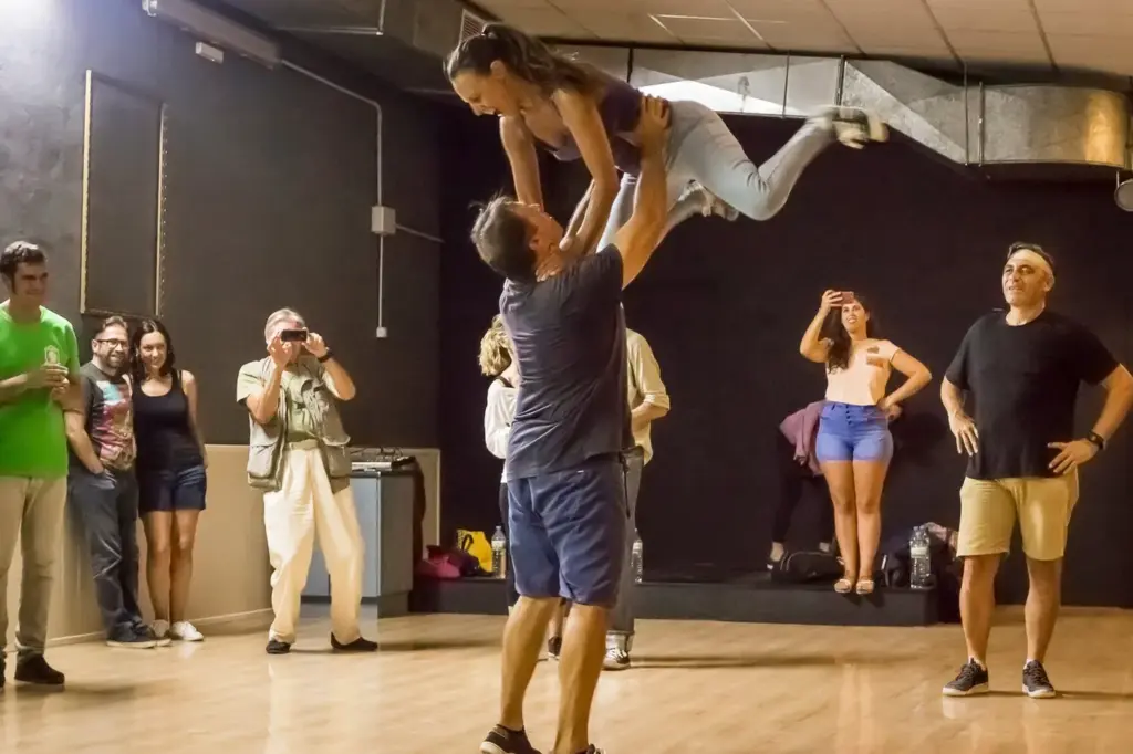 Weekly Latin & Salsa Classes at Tandem Club Mallorca