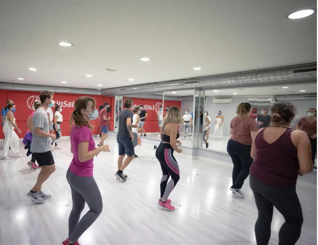 Weekly Salsa & Bachata Classes at LSTribu Dance Studio