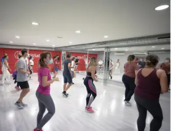 Cours hebdomadaires de Salsa & Bachata au LSTribu Dance Studio