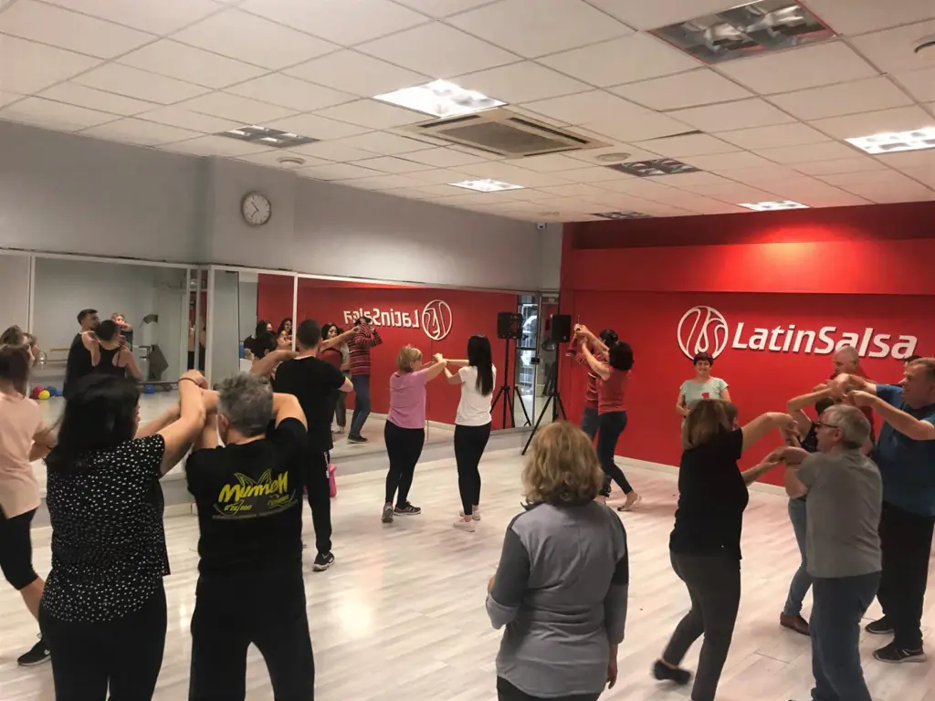 Weekly Salsa & Bachata Classes at LSTribu Dance Studio