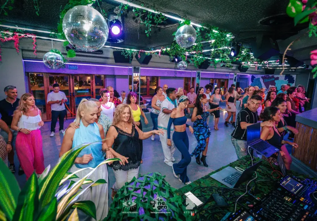 Weekly Salsa and Bachata Classes by La Negra in Ibiza