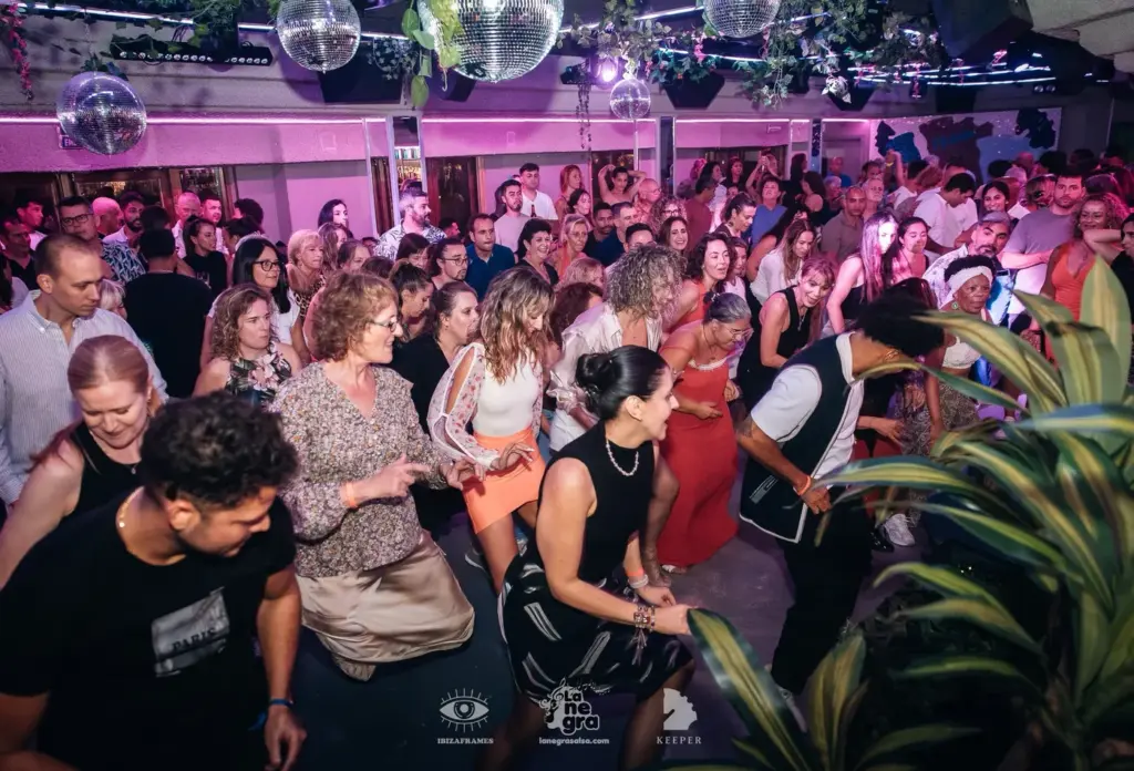 Weekly Salsa and Bachata Classes by La Negra in Ibiza