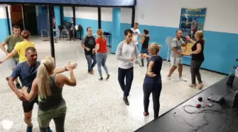 Cours hebdomadaires de Salsa et Bachata à l&rsquo;école de danse Ada y Belén