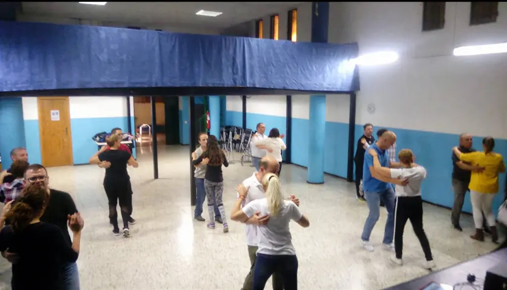 Weekly Salsa and Bachata Classes at Ada y Belén Escuela de Baile