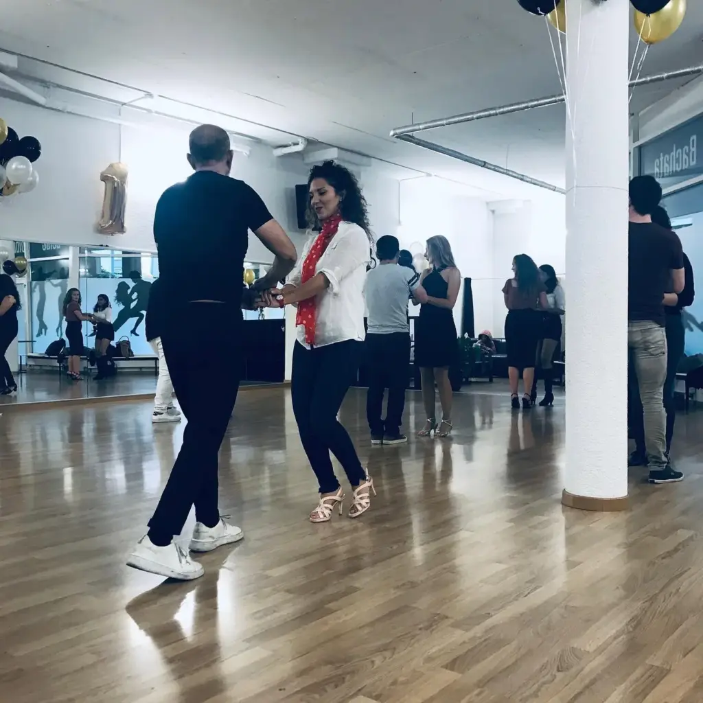 Weekly Salsa & Bachata Classes at Pallador Dance School