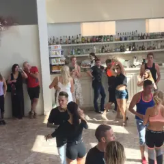 Corsi settimanali di Salsa & Bachata presso Salsa JAM Zürich