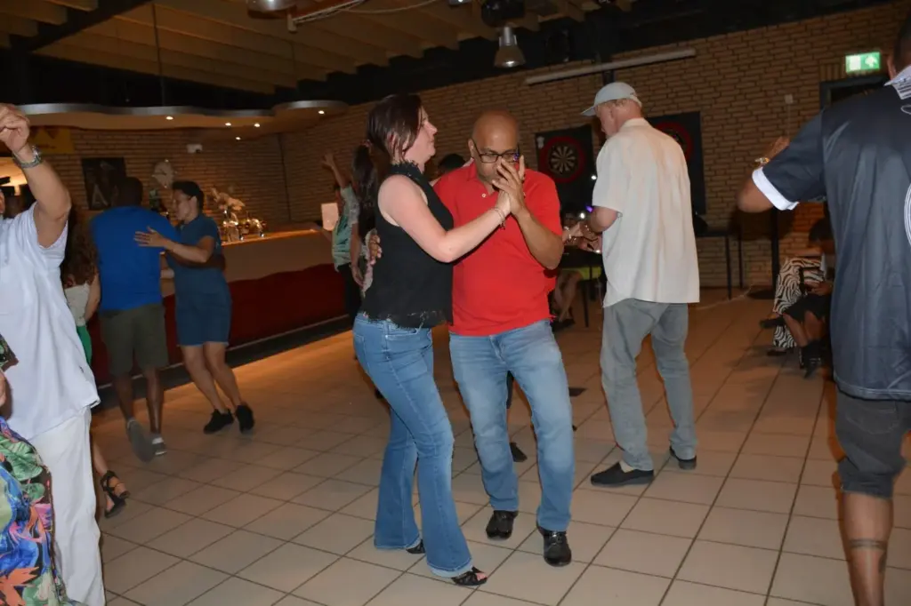 Weekly Salsa & Bachata Classes by SuriHarold4Salsa