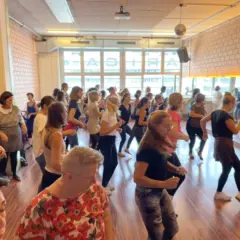 Corsi settimanali di Salsa, Bachata e Kizomba presso SalsaRica Zurigo