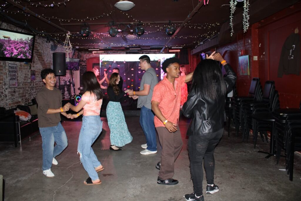 Salsa Kitchen Nights: La Playita