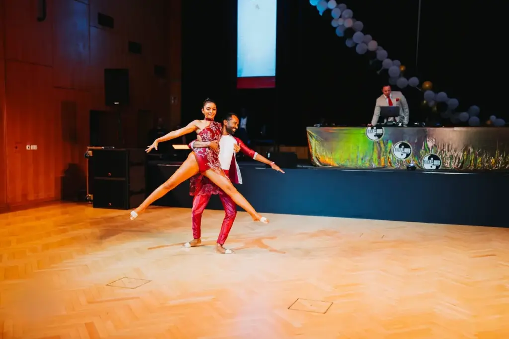 Salsa Congress Black & White 2026