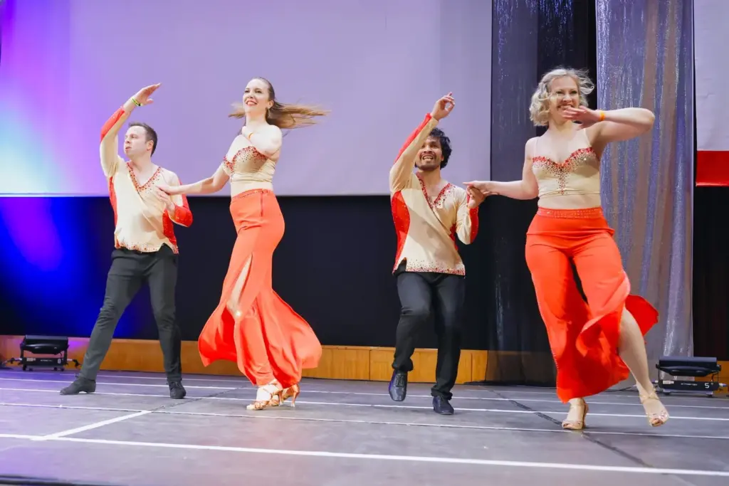 Salsa Congress Black & White 2026